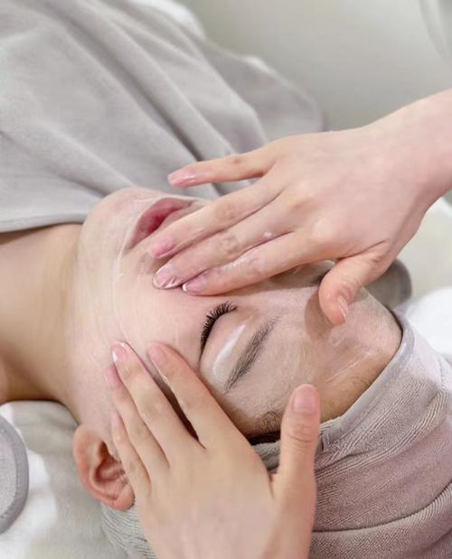 护肤的正确顺序是怎么用 护肤的正确顺序是怎么用