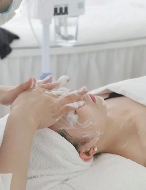 护肤的正确顺序是怎么用 护肤的正确顺序是怎么用