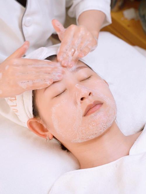 去“美容院”护肤,有必要吗? 去“美容院”护肤,有必要吗?