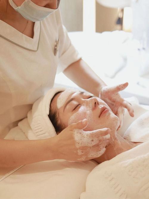 一个新手怎么开护肤美容店? 一个新手怎么开护肤美容店?